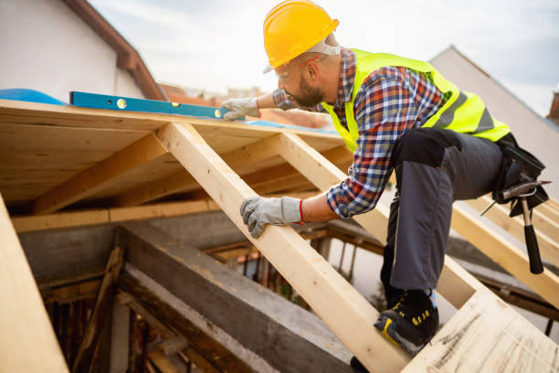 Best Roof Gutter Cleaning  in Russell, KS